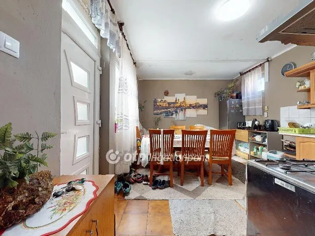 Eladó ház Levelek 92 nm