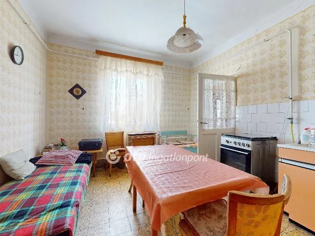 Eladó ház Gemzse 110 nm