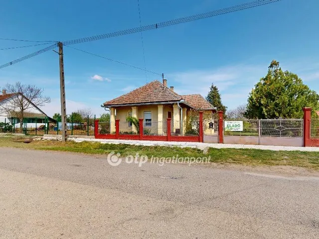 Eladó ház Tyukod 74 nm