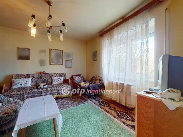 Eladó ház Apagy 66 nm