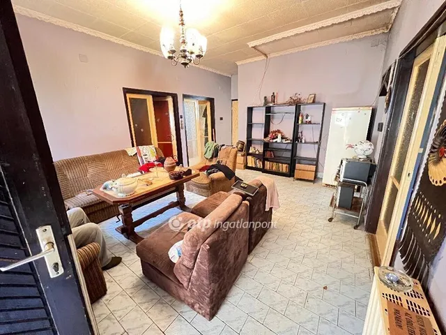 Eladó ház Tiszavasvári 159 nm