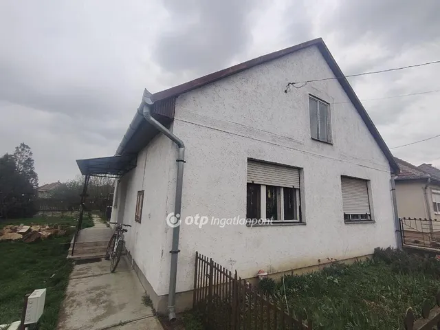 Eladó ház Fehérgyarmat 90 nm