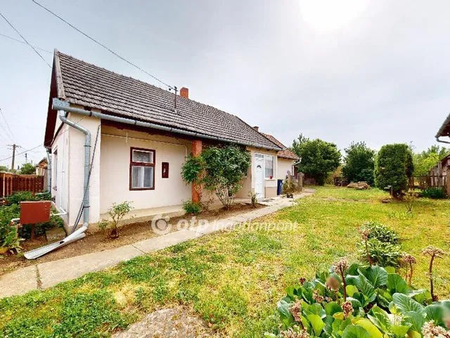 Eladó ház Kocsord 60 nm