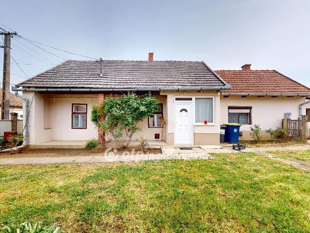 Eladó ház Kocsord 60 nm
