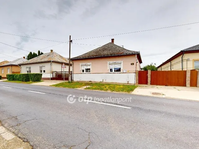 Eladó ház Mándok 137 nm