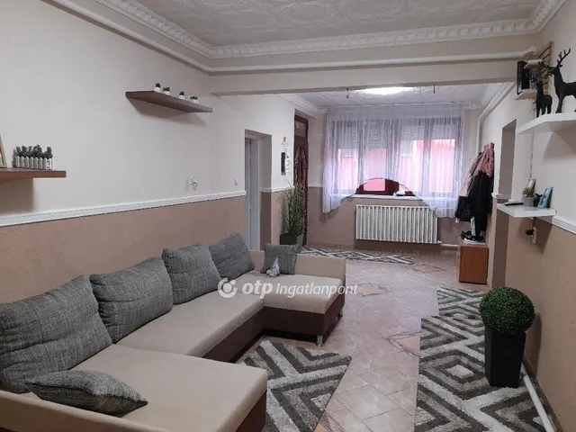 Eladó ház Tiszaszentmárton 118 nm