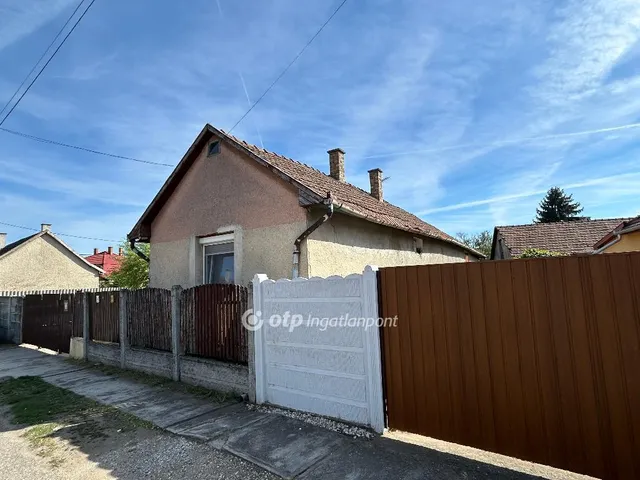 Eladó ház Hajdúhadház 77 nm