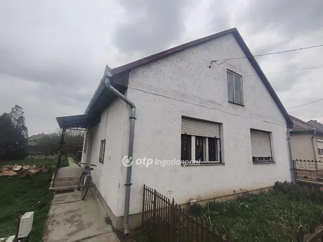 Eladó ház Fehérgyarmat 90 nm