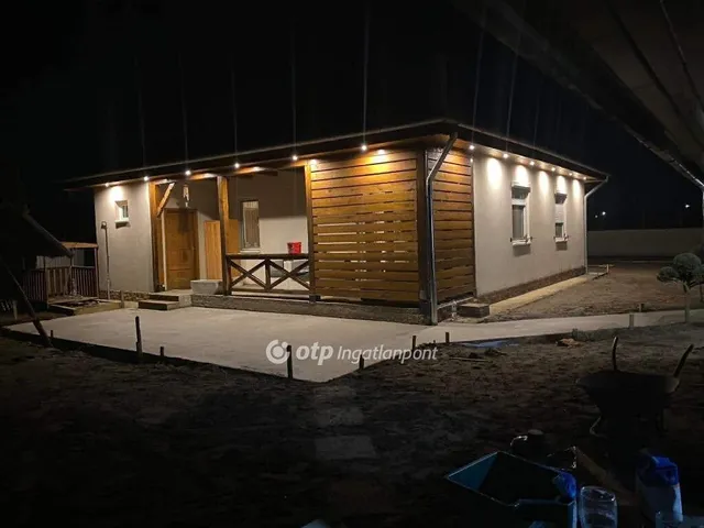 Eladó ház Balkány 80 nm