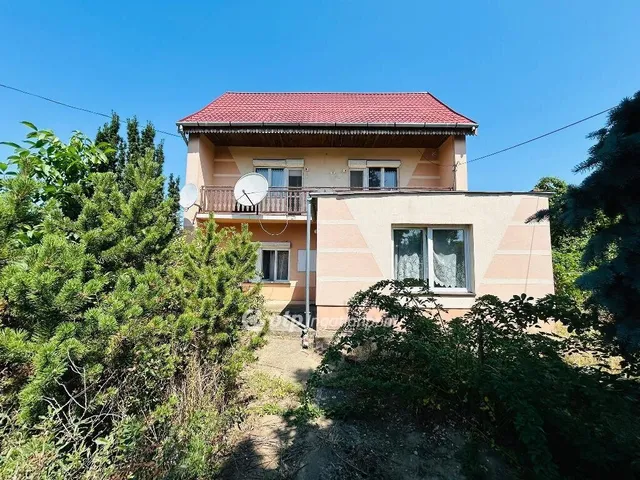 Eladó ház Gávavencsellő 141 nm