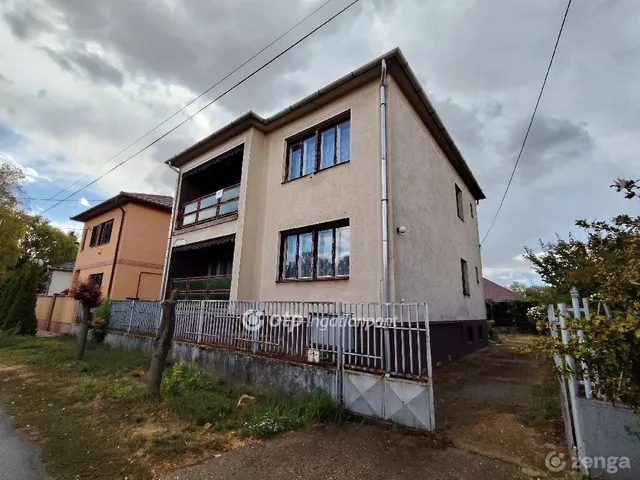 Eladó ház Hajdúdorog 160 nm
