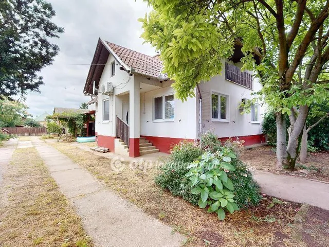 Eladó ház Kálmánháza 151 nm