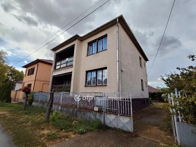 Eladó ház Hajdúdorog 160 nm