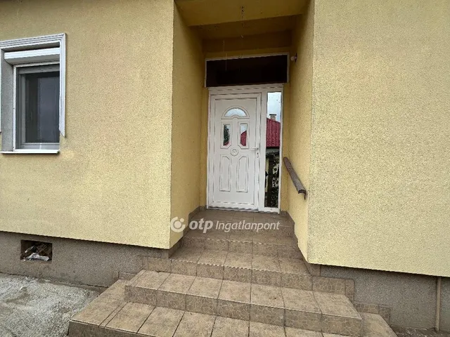 Eladó ház Kálmánháza 98 nm