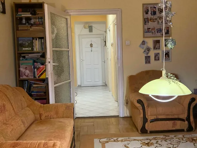 Eladó lakás Komló, Gesztenyés 57 nm