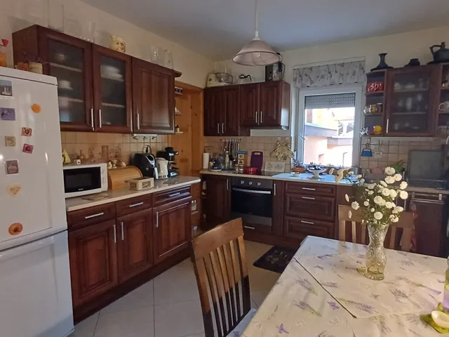 Eladó ház Pécs, Szabolcsfalu 96 nm