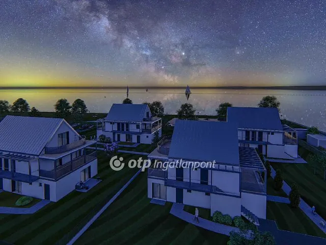 Eladó üdülő és hétvégi ház Balatonakarattya 75 nm