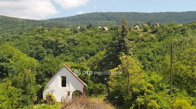 Eladó telek Pécs 1449 nm