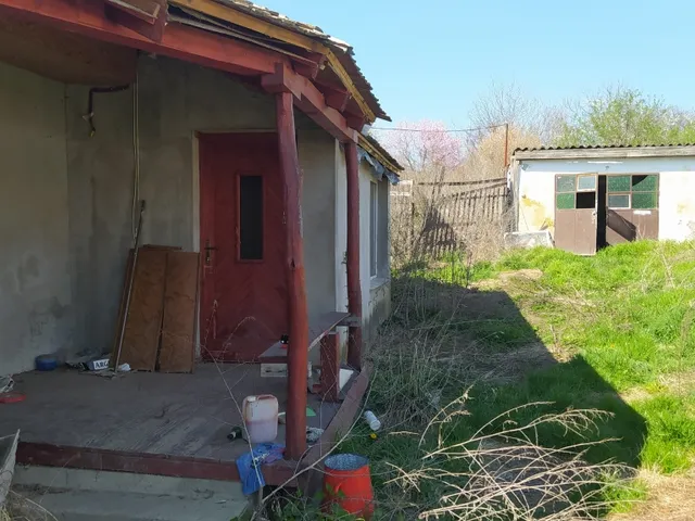 Eladó ház Lánycsók 84 nm