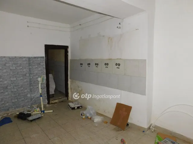 Eladó ház Lánycsók 84 nm