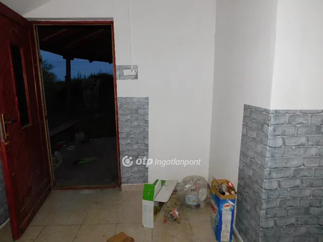 Eladó ház Lánycsók 84 nm