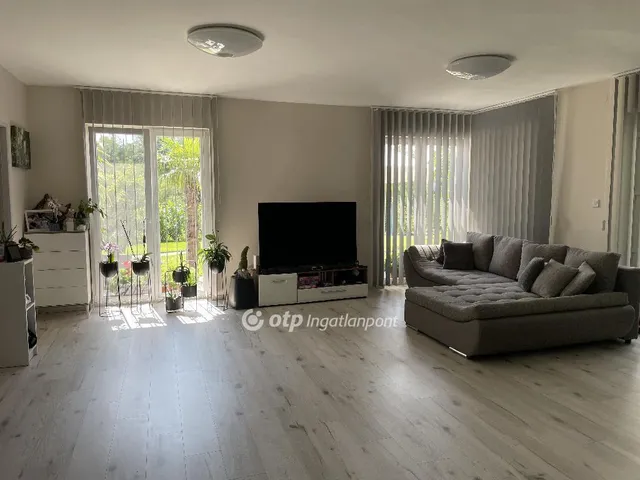 Eladó ház Balatonboglár 450 nm