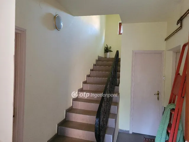 Eladó ház Pécs 260 nm