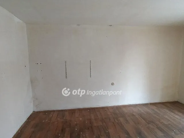 Eladó ház Pécs 72 nm