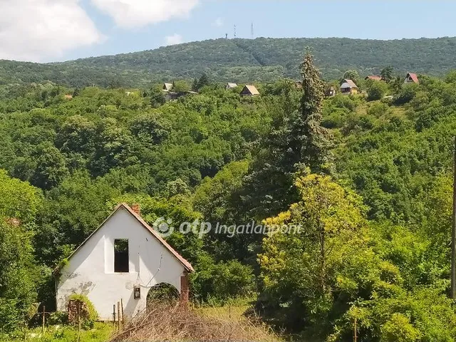 Eladó telek Pécs, Ürög 1449 nm