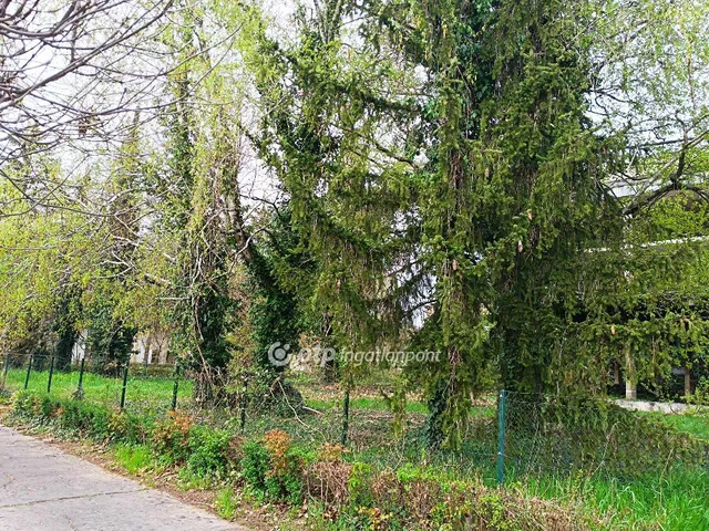 Eladó telek Harkány 8852 nm