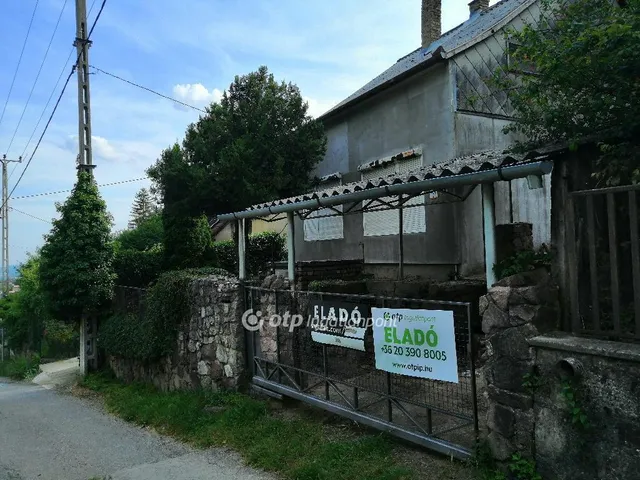 Eladó ház Pécs 90 nm