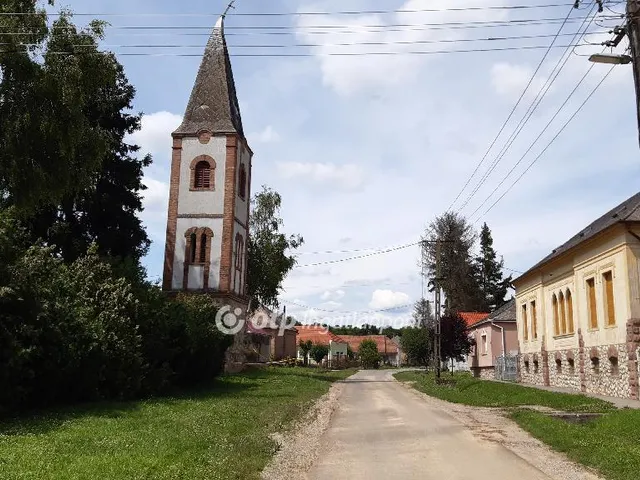 Eladó ház Regenye 58 nm