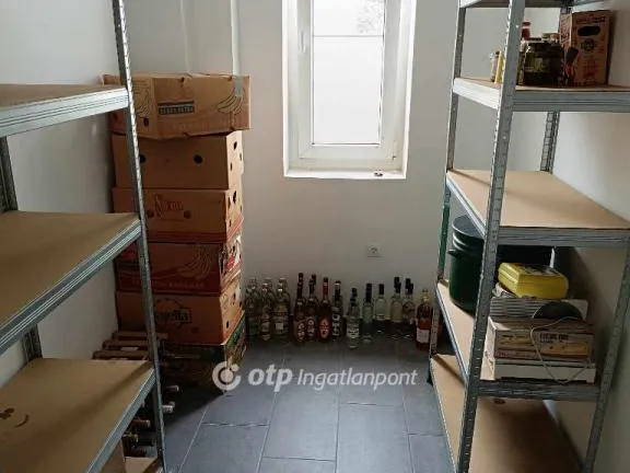 Eladó ház Pécs 290 nm