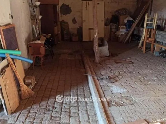 Eladó ház Véménd 130 nm