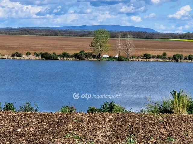 Eladó ház Merenye, Ceglédpuszta 95 nm