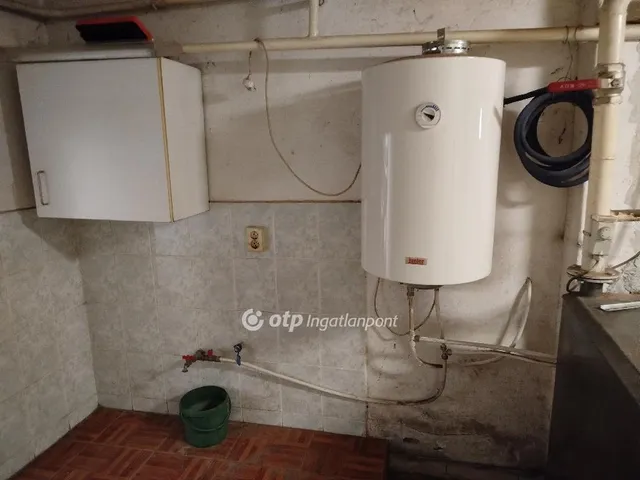 Eladó ház Komló 120 nm
