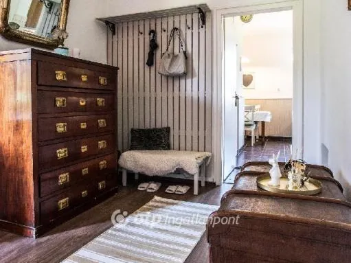 Eladó lakás Komló 98 nm