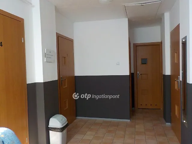 Eladó ház Balatonlelle 177 nm