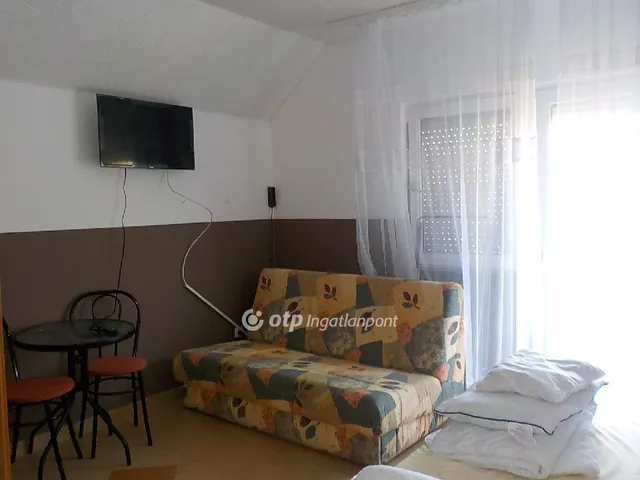 Eladó ház Balatonlelle 177 nm