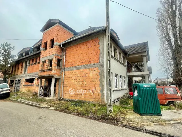 Eladó ház Pécs 1055 nm