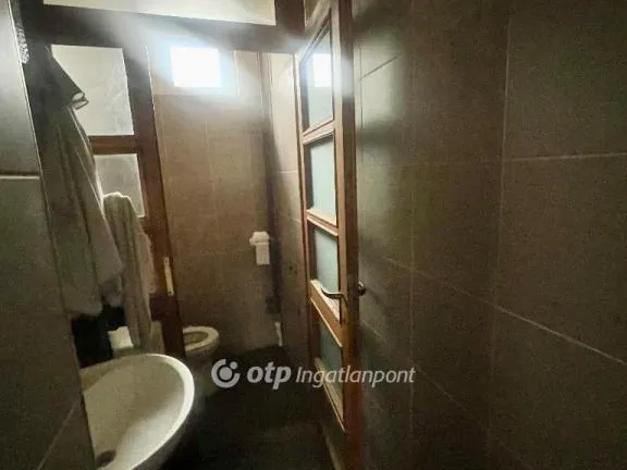 Eladó ház Pécs 1055 nm