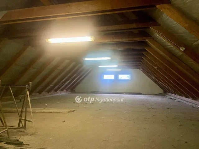 Eladó ház Pécs 1055 nm