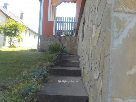 Eladó ház Igal 145 nm