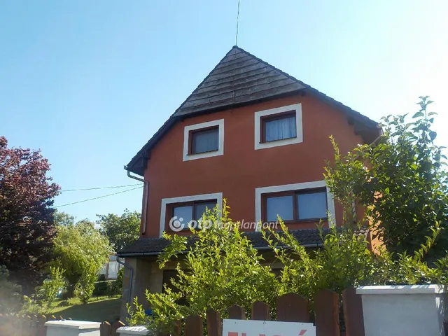 Eladó ház Igal 145 nm