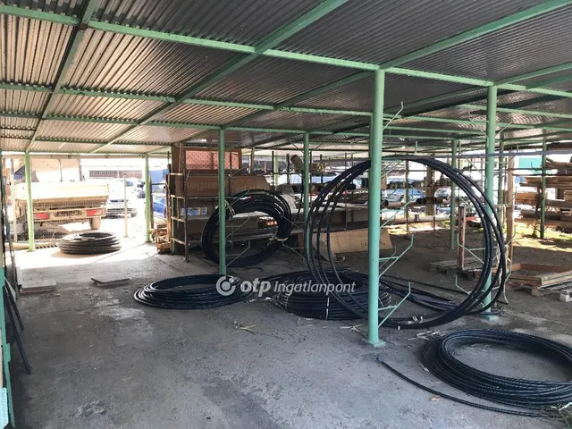 Eladó kereskedelmi és ipari ingatlan Komló 343 nm