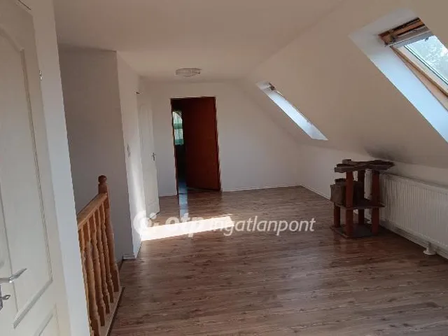 Eladó ház Siklós 195 nm
