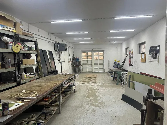 Eladó ház Siófok 420 nm