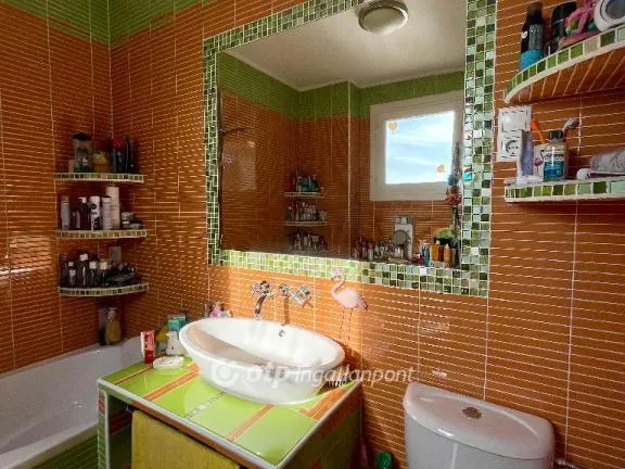 Eladó üdülő és hétvégi ház Balatonakarattya 142 nm