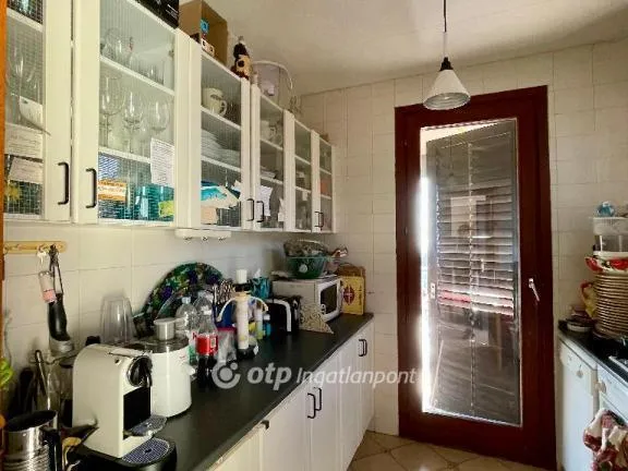 Eladó üdülő és hétvégi ház Balatonakarattya 142 nm