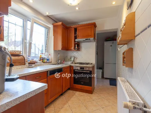 Eladó ház Balatonakarattya 117 nm